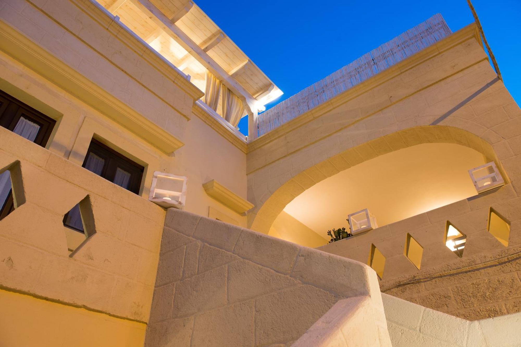 Antica Via Roma B&B E Relax Montalbano  Exterior photo