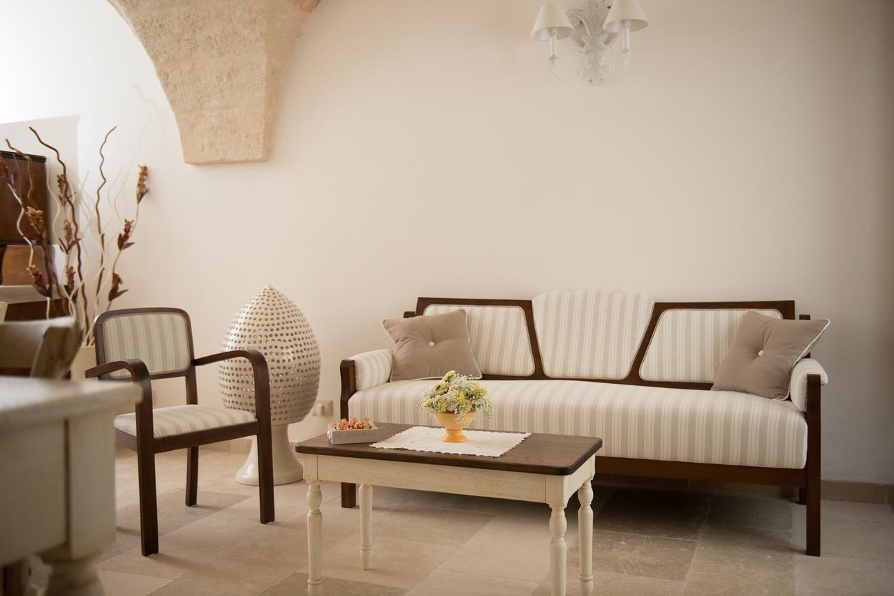 Antica Via Roma B&B E Relax Montalbano  Exterior photo