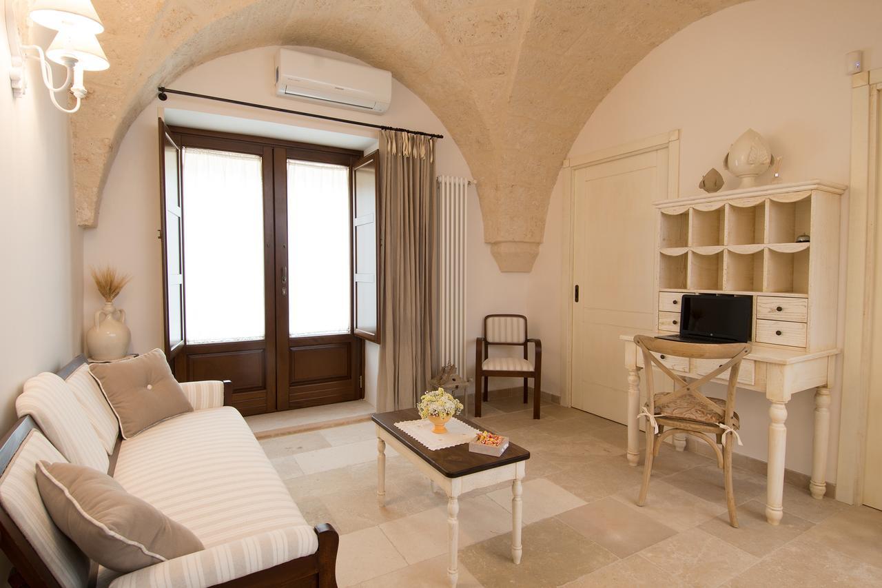 Antica Via Roma B&B E Relax Montalbano  Exterior photo